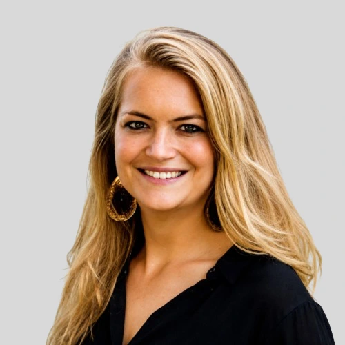 Dr. Anne-Marije Zwerver